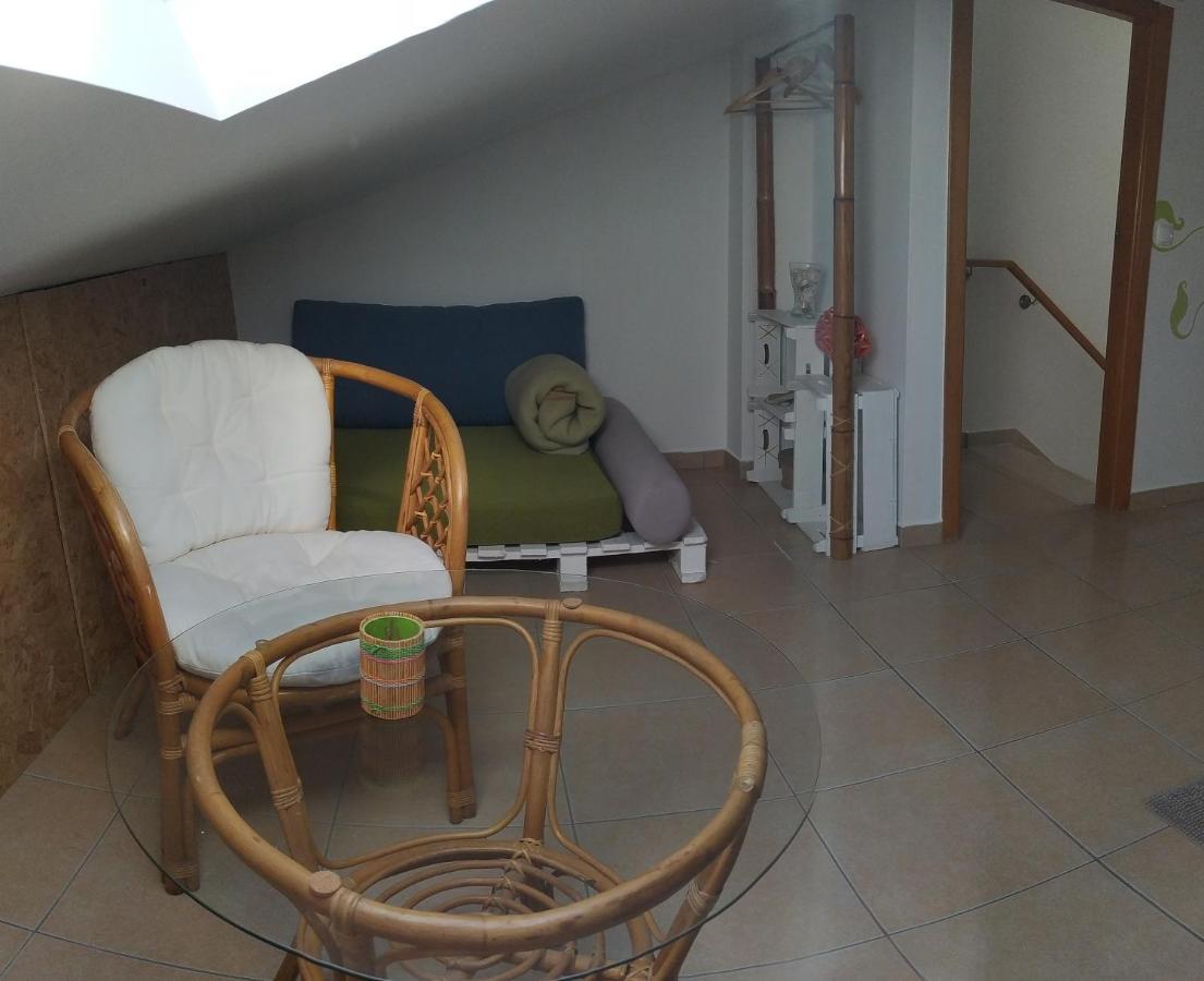 Green House Baleal Rom bilde